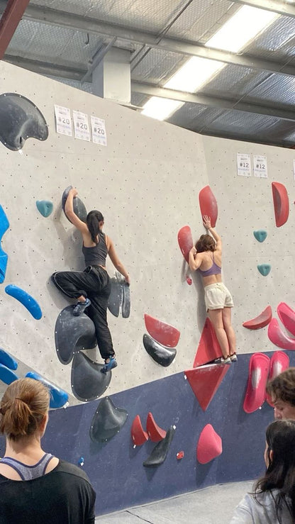 Nottingham Lonely Girls Club Girls Climbing Afternoon